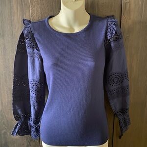 J. Crew Women’s Navy Blue Lace Sleeve Top Size XS 100%Cotton excellent condition